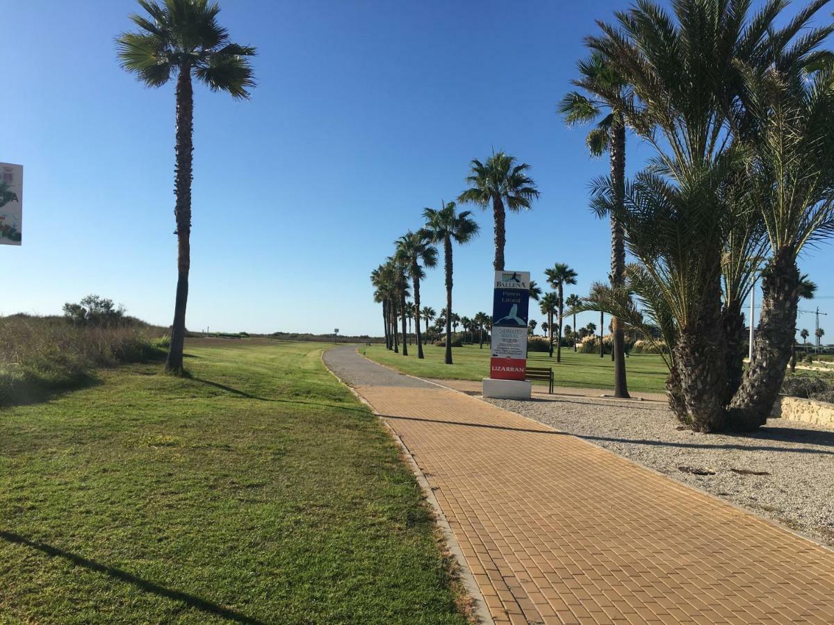 Atico Golf Y Playa Parking&wifi Appartement